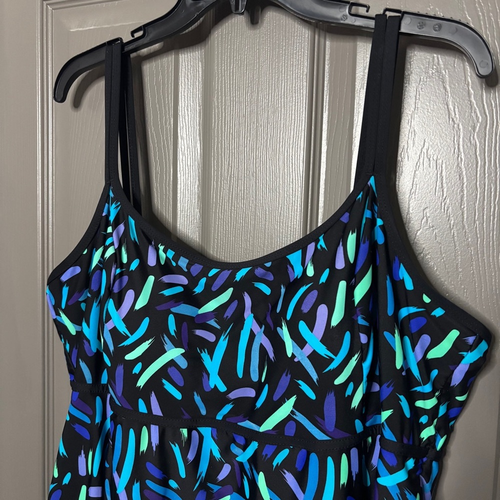 Beach Belle Swim Dress One Piece Plus Size 24 Black Multi - Picture 2 of 13